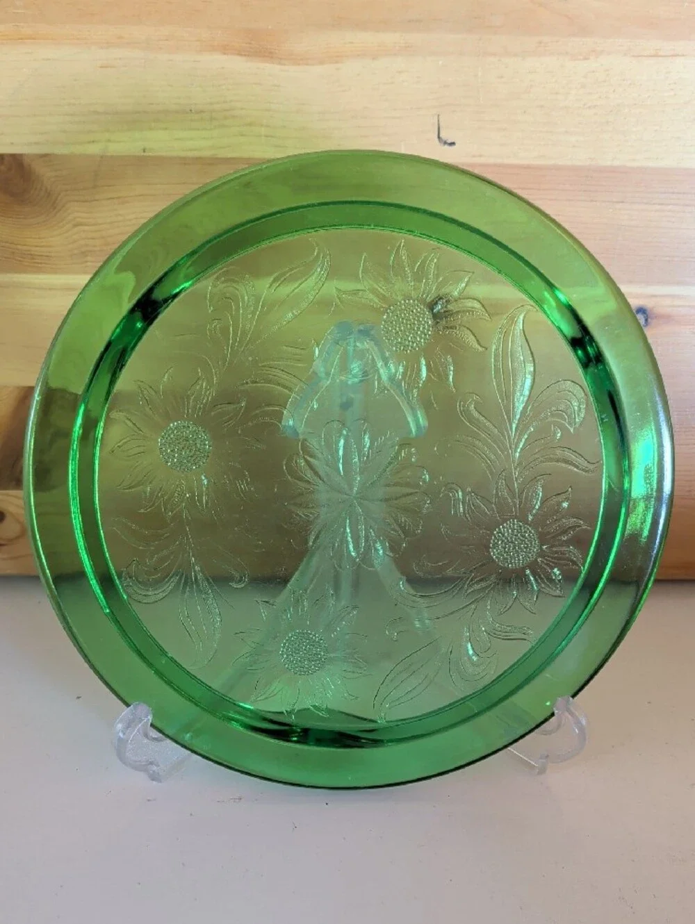 VTG. Jeannette Iraineum Glass Company, Green Pressed Glass Footed Cake Plate.